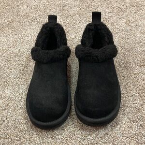 Koolaburra Black Booties for Women size 7